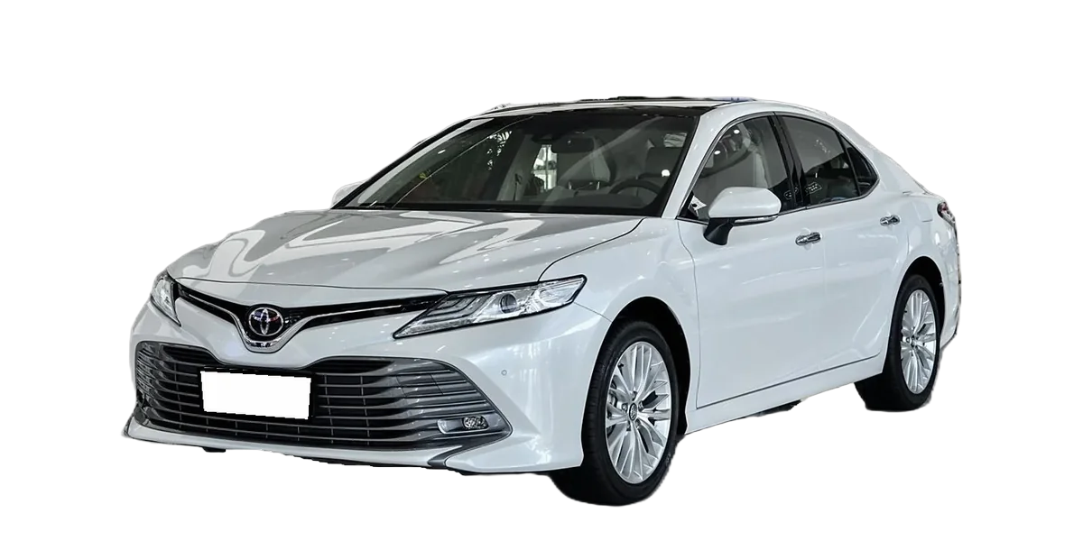 Toyota Camry Deluxe 2018