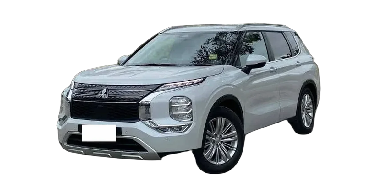 Mitsubishi Outlander Base 2022–2025